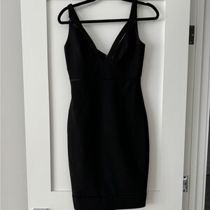 Elizabeth and James black dress size 6